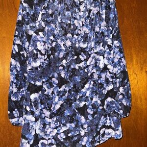 Max Studio Black and Blue Floral Blouse